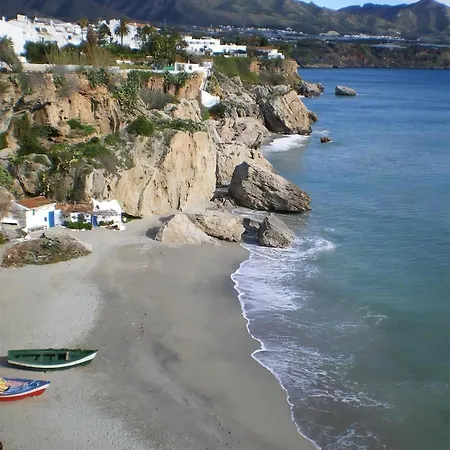 Apartment Sehr Ruhig Und Zentral Gelegene Nerja