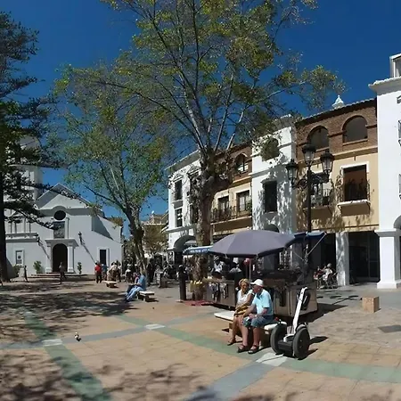 Sehr Ruhig Und Zentral Gelegene * Nerja