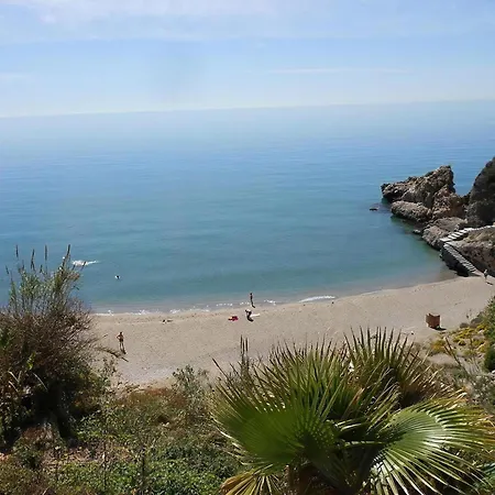 Apartment Sehr Ruhig Und Zentral Gelegene Nerja